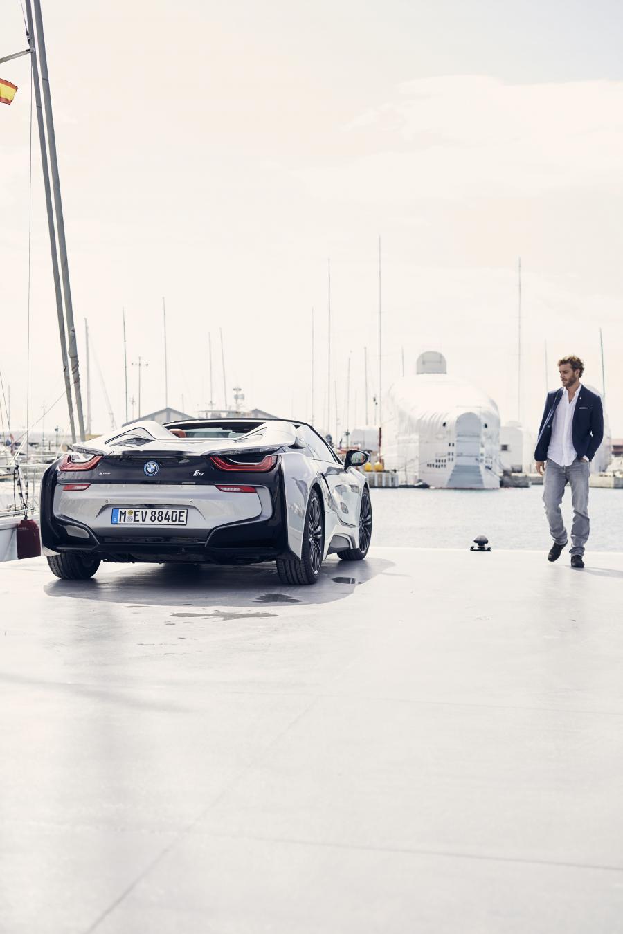  BMW i8 Roadster (I15) 2018 года  (WW) (фото 198 из 198)